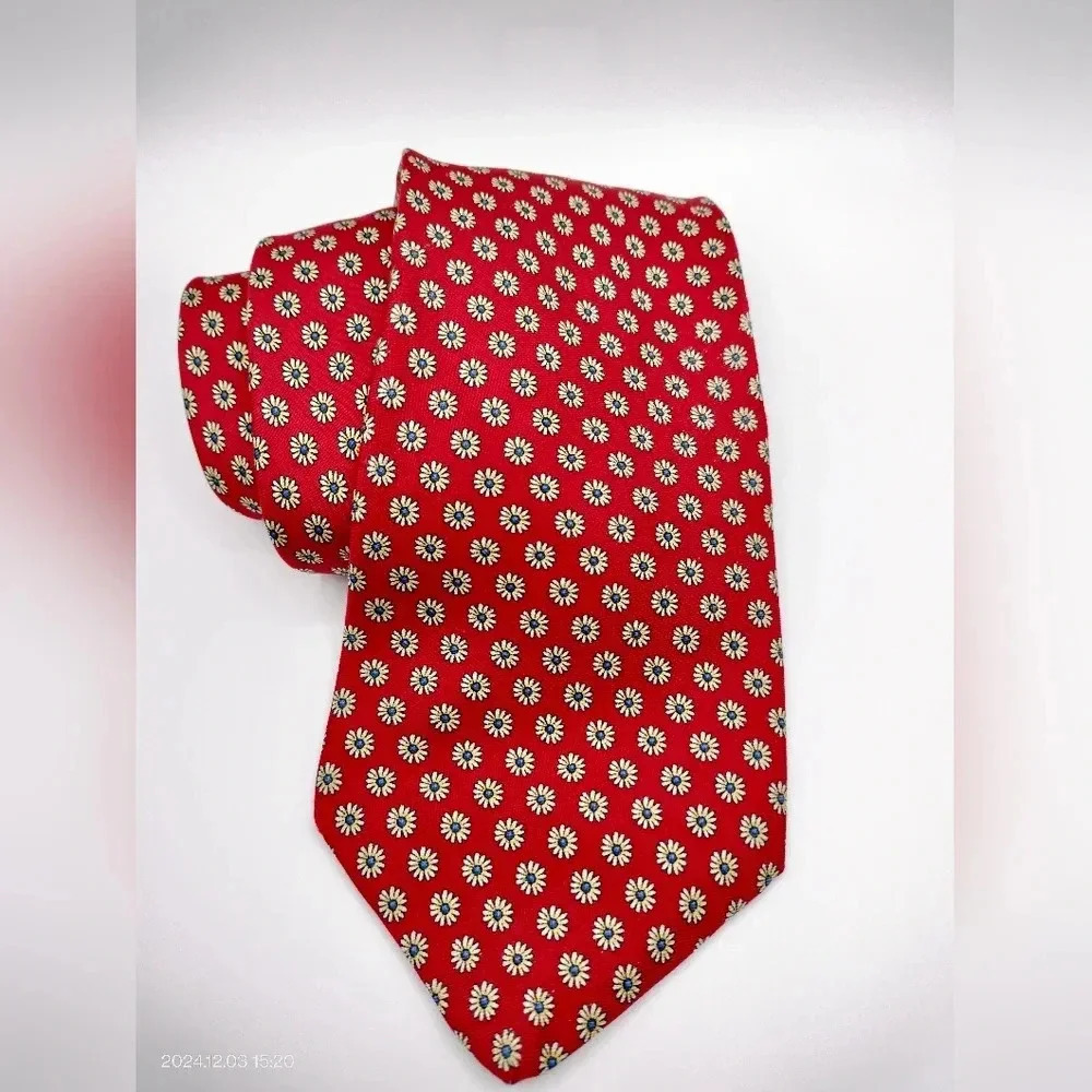 Brooks Brothers 346 Silk Necktie Tie Red White Blue Daisies Flowers Made in USA